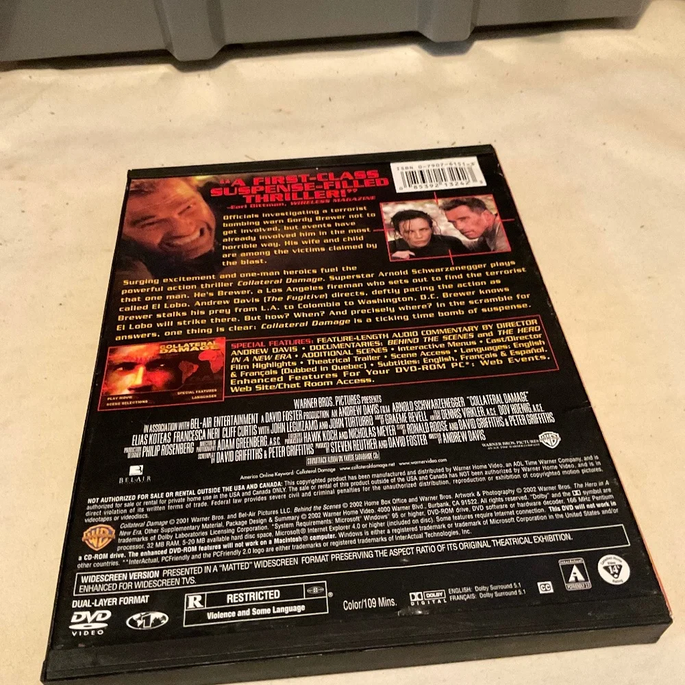 DVD - Collateral Damage with Arnold Schwarzenegger. V23